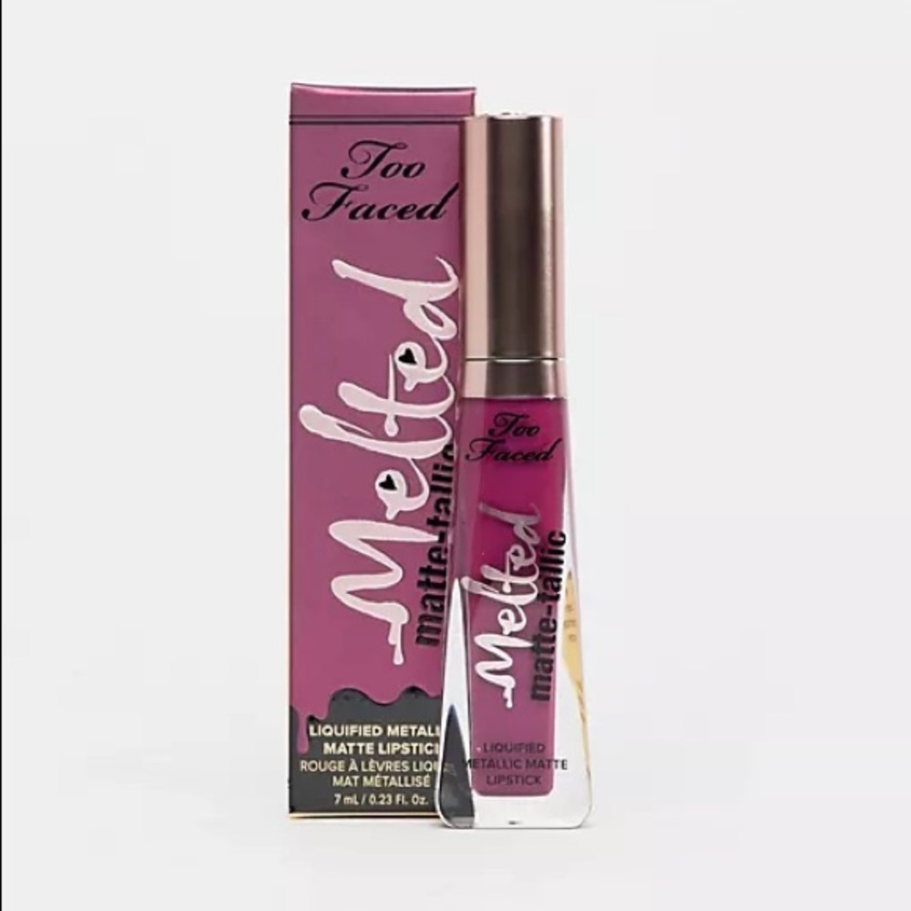 Too Faced: Melted Matte-Tallic: I Dare You
